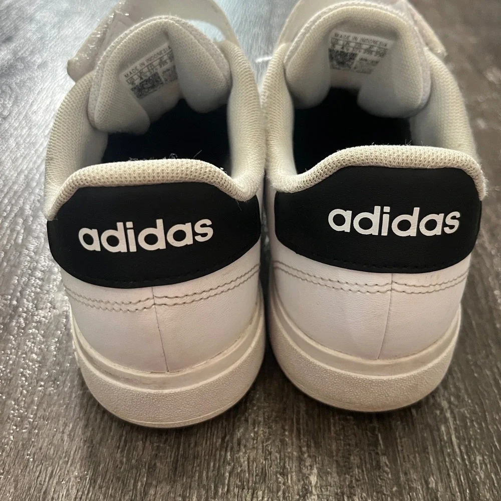 Adidas Grand Court Shoes Kids‎ White Navy Sneakers Size 5 Youth